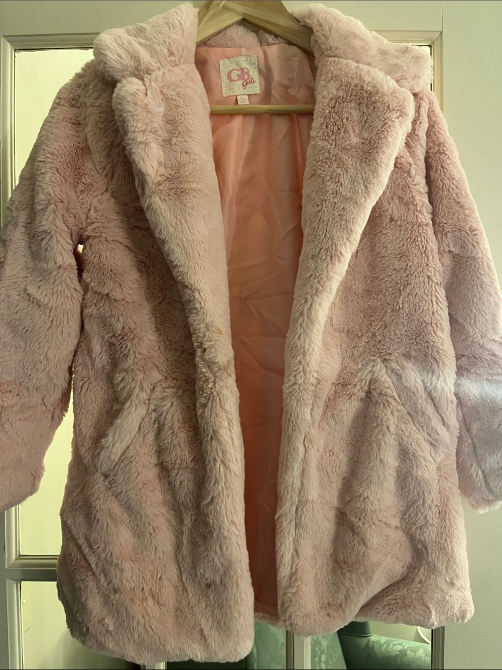 Girls Faux Pink Fur Coat. Size XL
